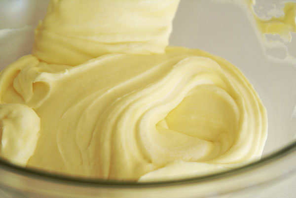 lemon-mousse-folded