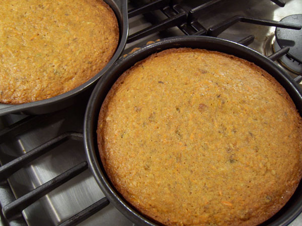 carrot_cake_baked