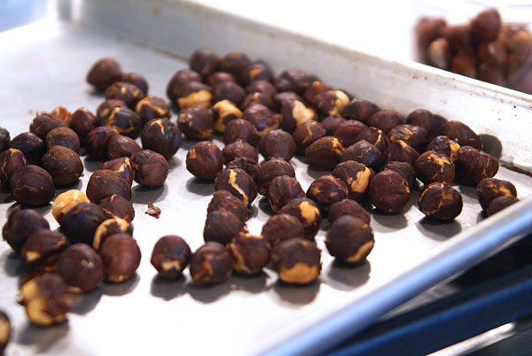 hazelnut-shortbread-toast-nuts