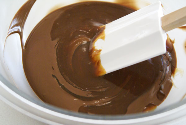 milk-chocolate-caramel-mousse-caramel-to-chocolate