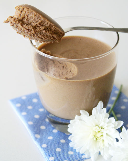 milk-chocolate-caramel-mousse-in-glass