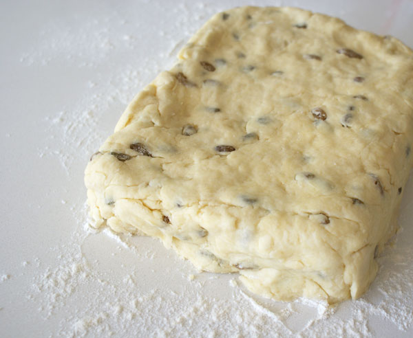 raisin-scones-dough-rectangle