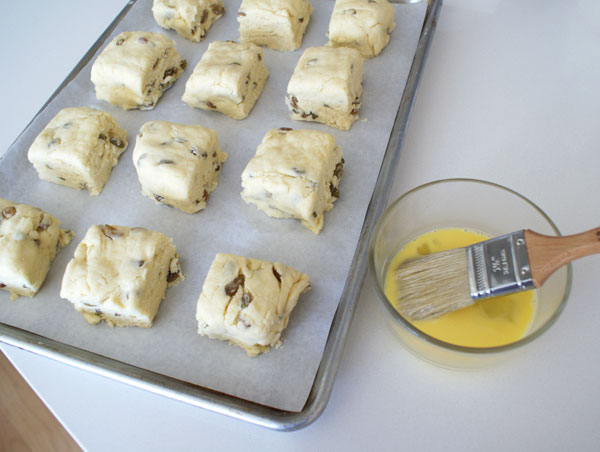 raisin-scones-scones-on-sheet