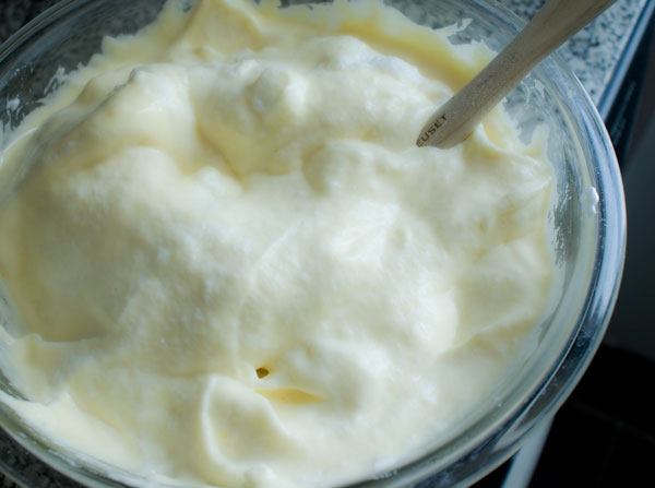 sponge-cake-egg-whites-folded