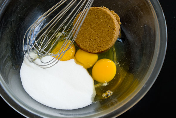 gingerbread-sugar-eggs