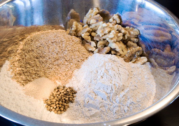 farmers-bread-dry-in-bowl