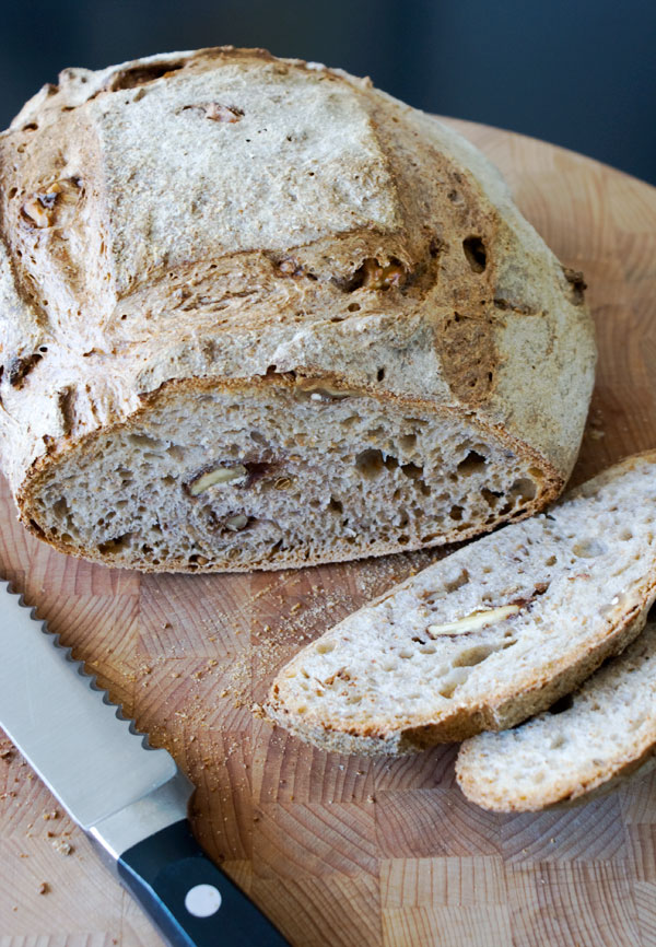 farmers-bread-sliced