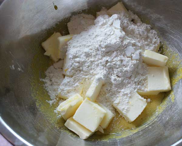 cherry-tart-add-flour